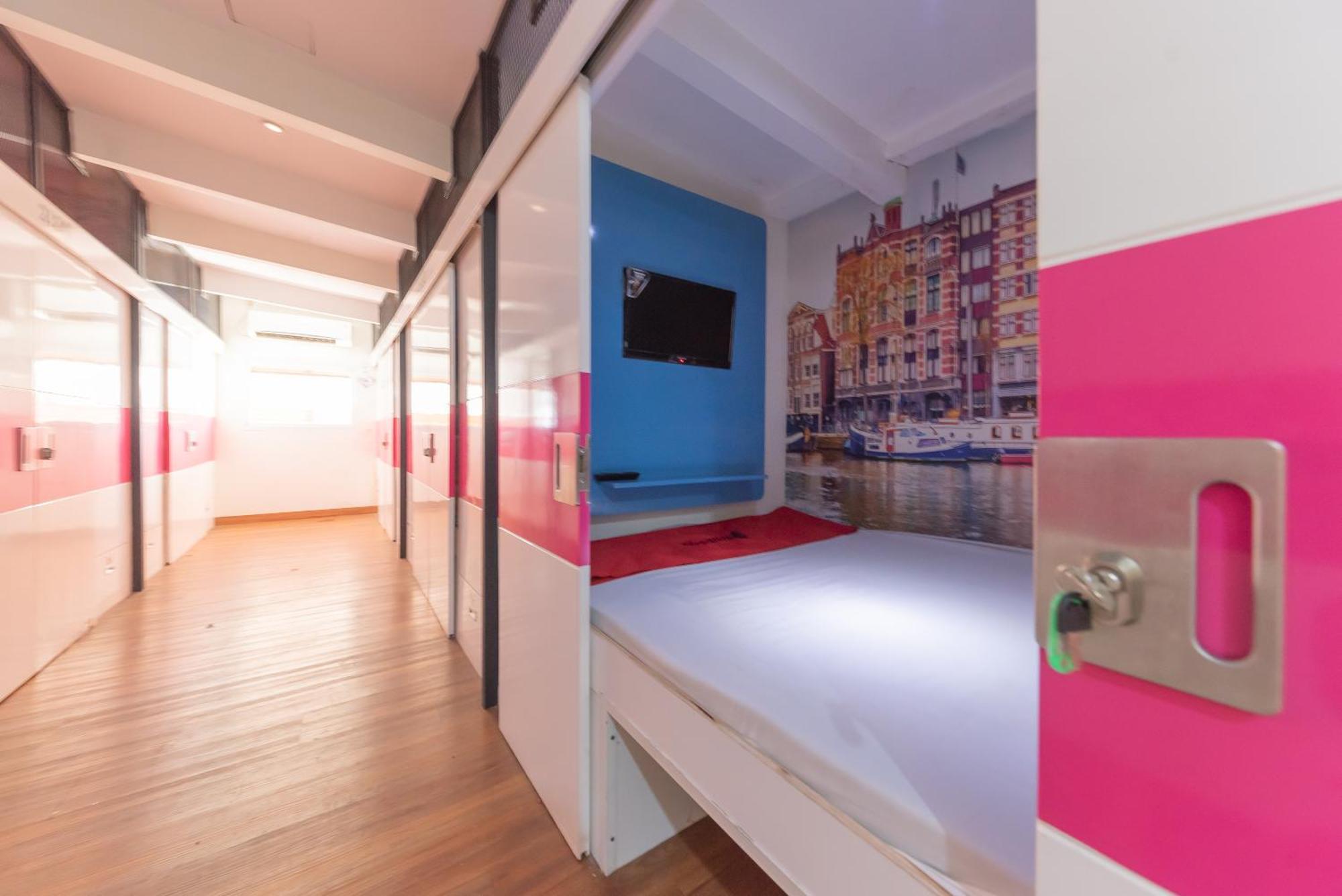 Reddoorz Hostel At Kiara Cozy Kircon バンドゥン エクステリア 写真